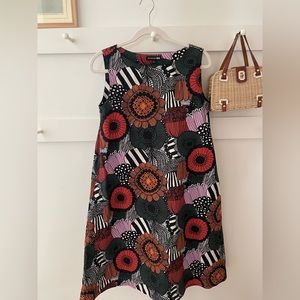 Marimekko X Uniqlo collab. Mod-style breezy dress